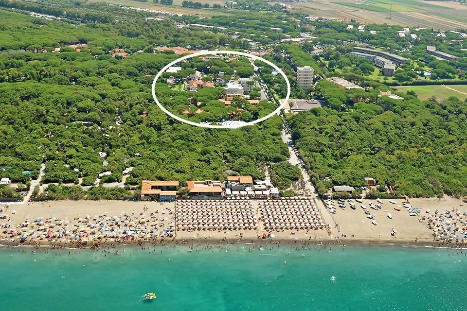 Hotel Flora Marina Di Bibbona