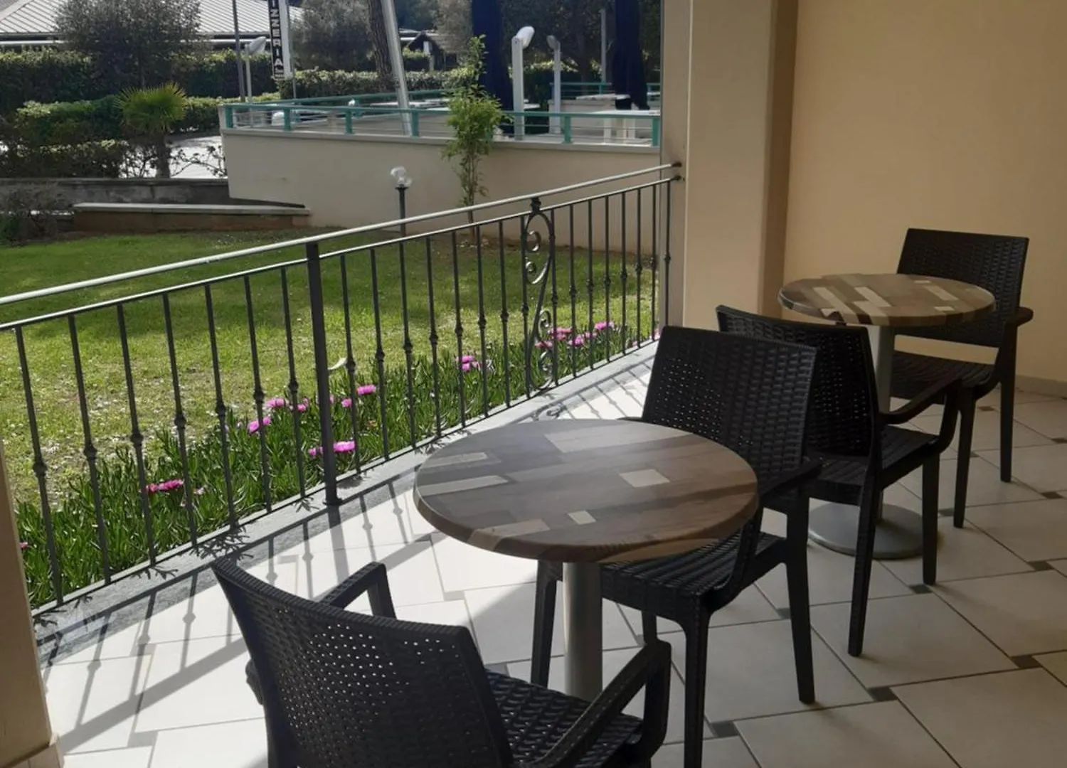 Hotel Flora Marina Di Bibbona
